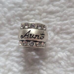 Brighton "Aunt" Bead New Retired